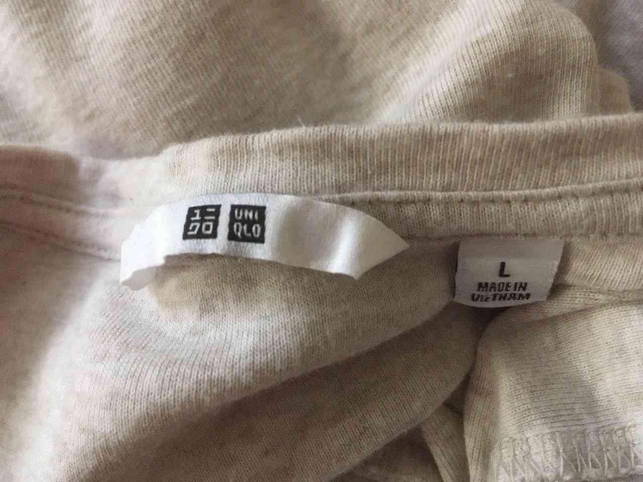 UNIQLO Oatmeal Cream Marl V Neck T shirt Top, Ex Con, Size: L (10 / 12) - Image 4