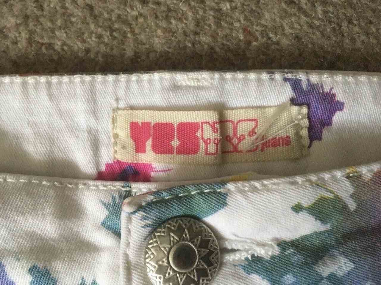 New Look YESYES Jeans Graphic Print Cut Off Shorts, Size UK 6 (estimated) - Image 4