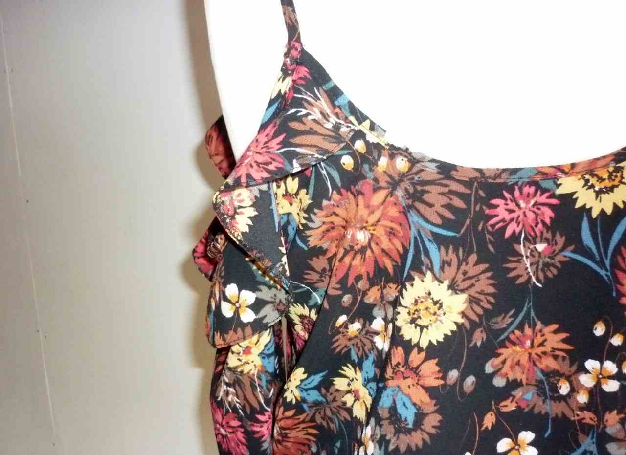 Black Red Floral Strappy Cold Shoulder Blouse ATMOSPHERE Size UK 14 Excellent Condition - Image 5