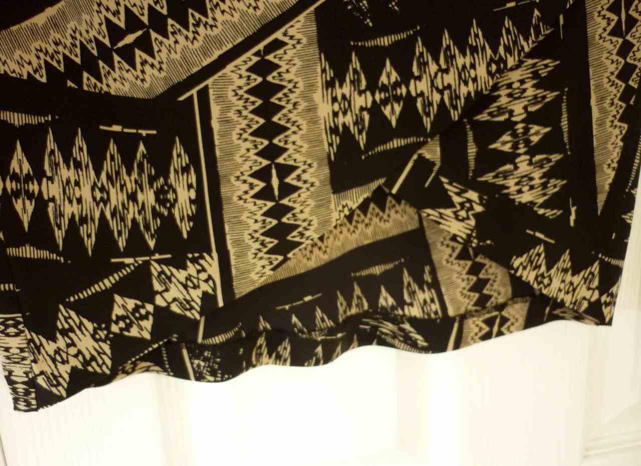 Beige Black 100% Silk Mock Wrap Skirt by COUNTRY ROAD. Size UK 12, Curved Hem, Barely Worn - Image 4