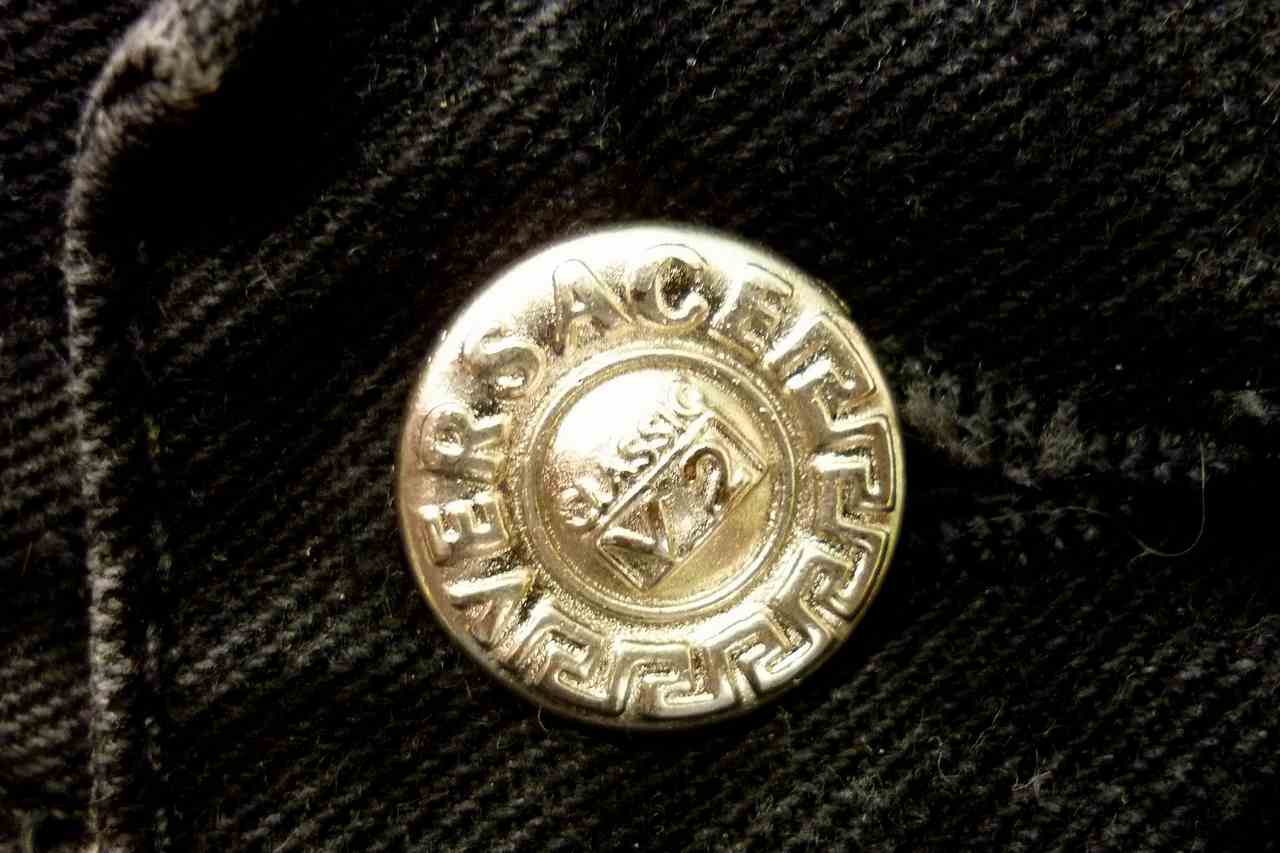 Vintage Black Jeans half moon print VERSACE CLASSIC V2 Waist 32 (approx 14) Excellent Condition - Image 7