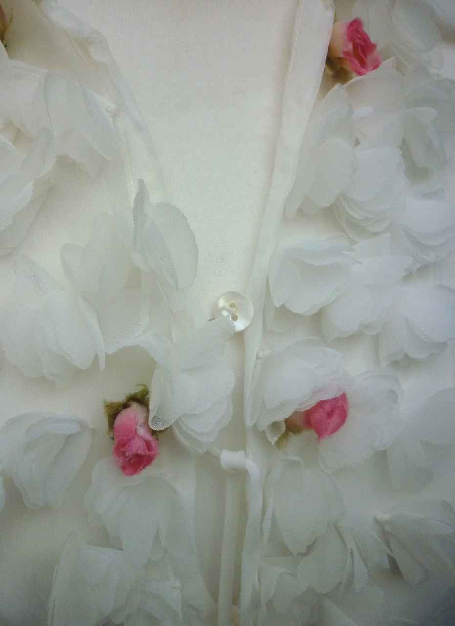 White Sheer Chiffon Blouse CORONETS AND QUEENS S Size 8/10 36/38 Rosebud Embellished - Image 4