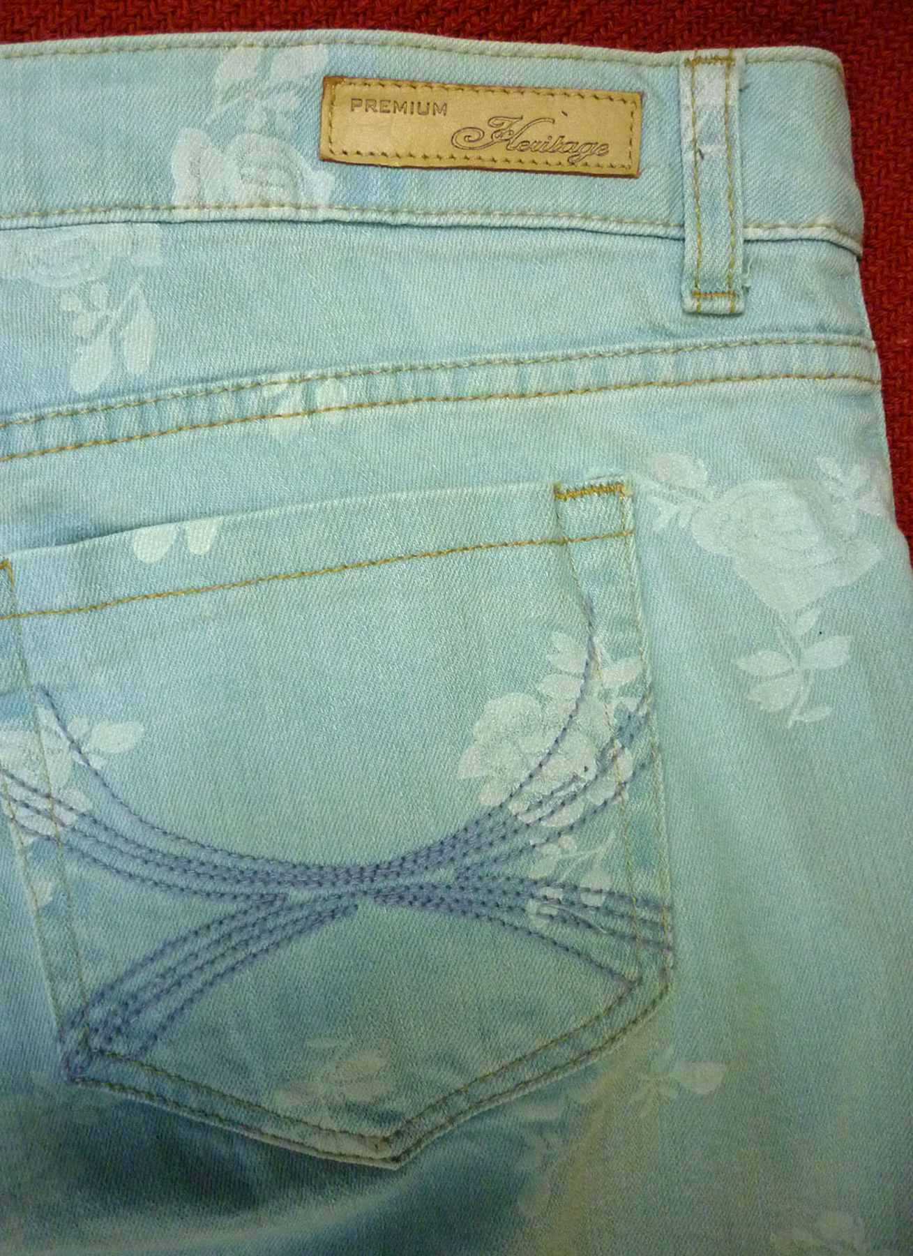 Faded Blue Jeans with Rose Motif FALMER HERITAGE UK18 Narrow Leg - Image 3