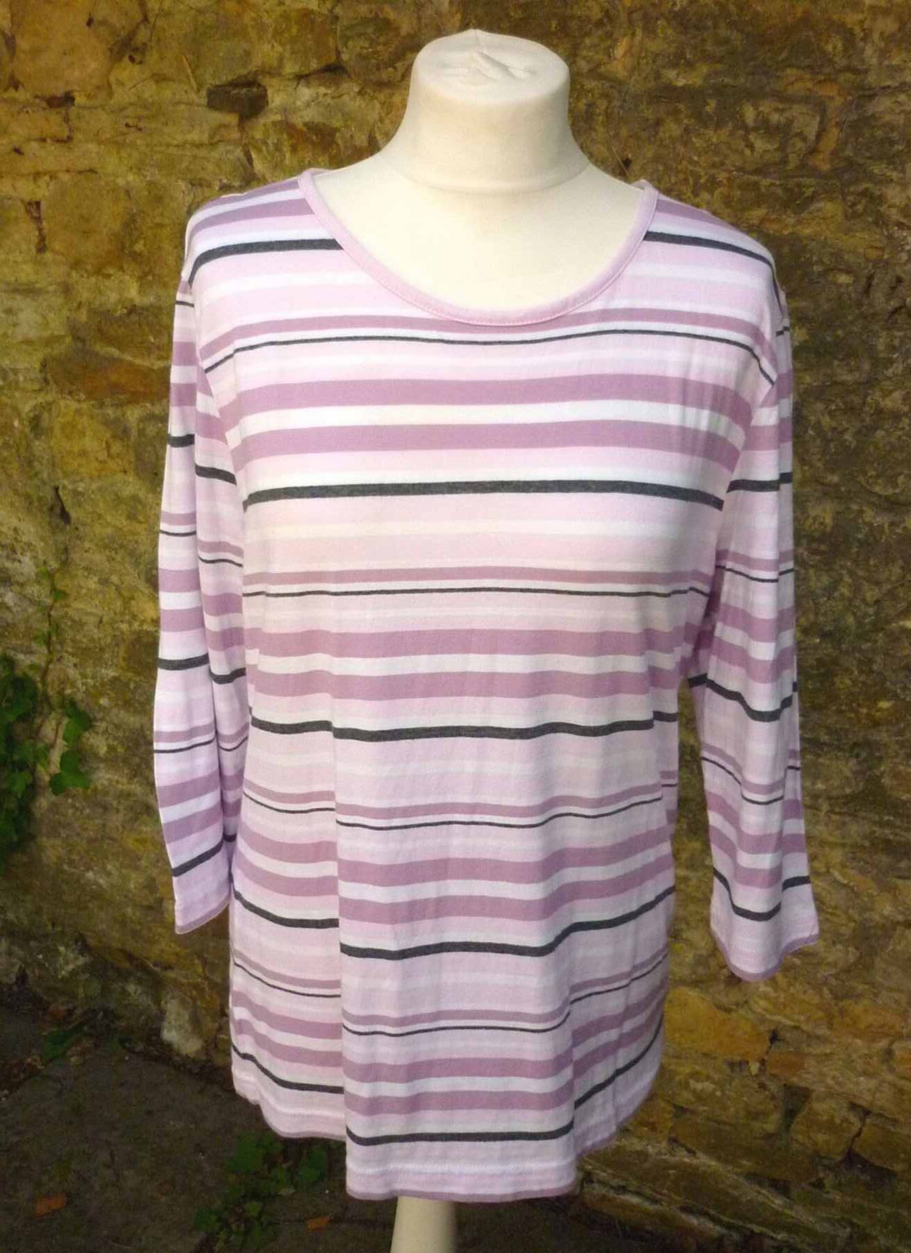 Pink White Black Candy Stripe Scoop Neck T Shirt 3/4 Sleeve, UK18 (44 estimated)