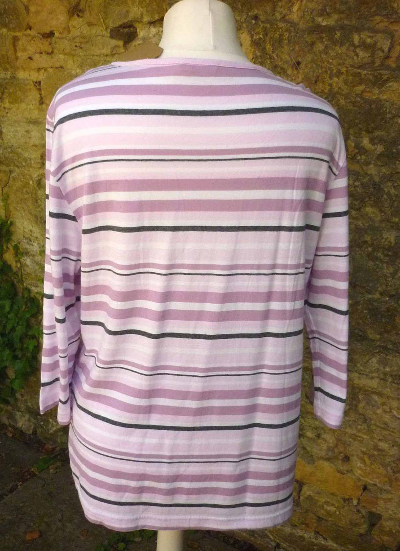 Pink White Black Candy Stripe Scoop Neck T Shirt 3/4 Sleeve, UK18 (44 estimated) - Image 3