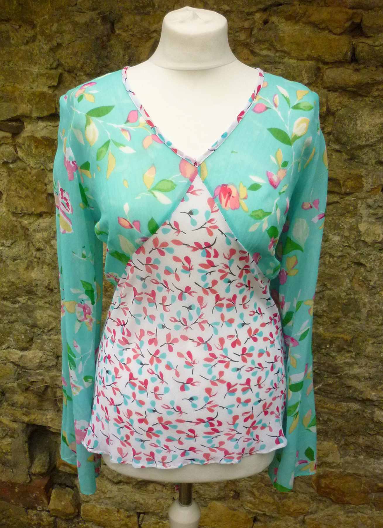 Turquoise Floral Silky Chiffon Top V Neck Size UK 12-14 AUGUST SILK Excellent Condition