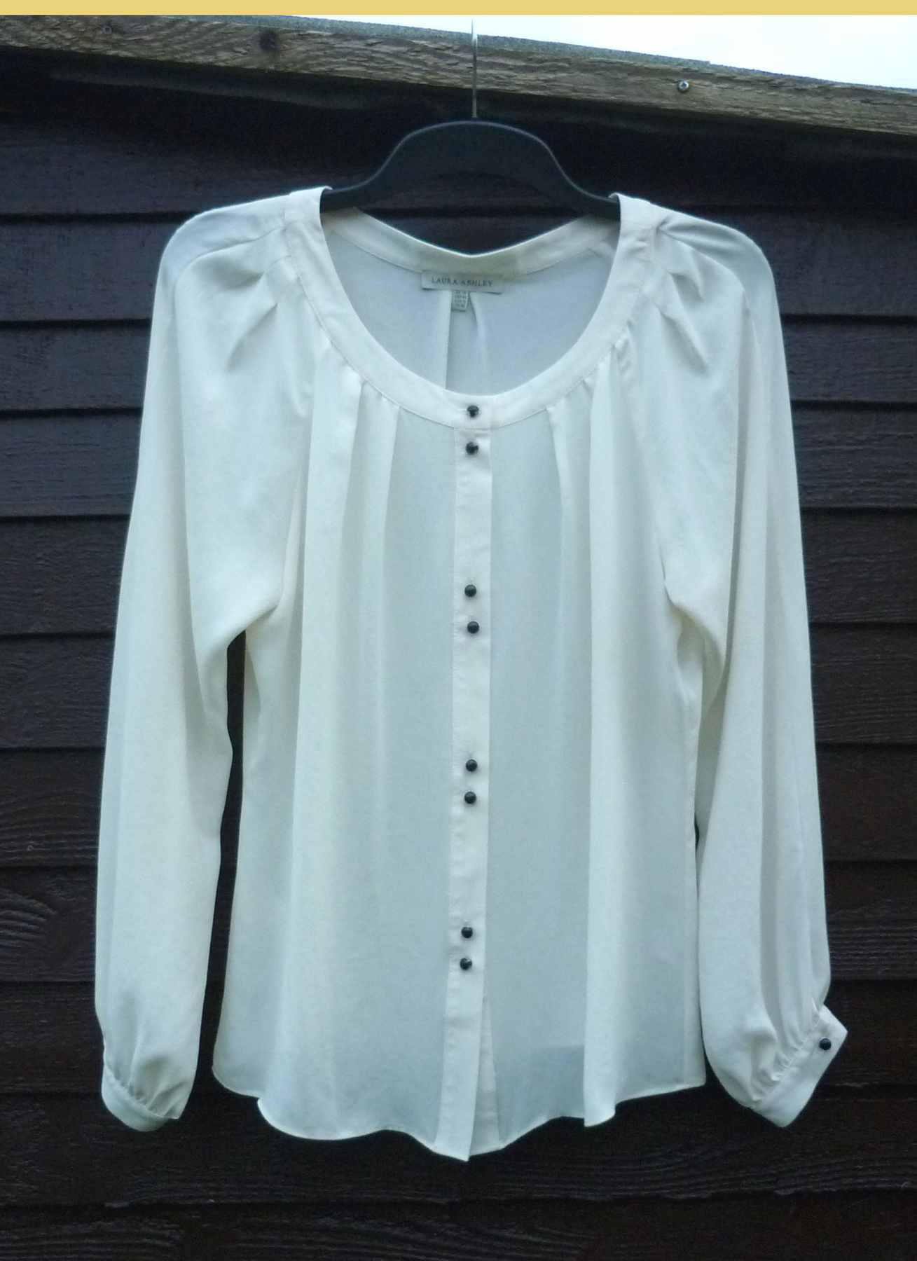 Laura Ashley Cream Scoop Neck Floaty Blouse Size UK 14