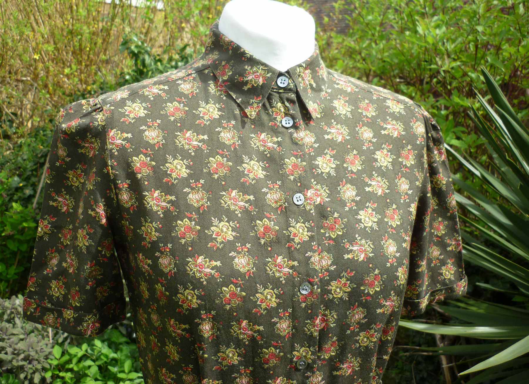Vintage Green Shirt Dress LAURA ASHLEY Pure Silk Floral Print 1990s Size UK 8 (34) - Image 6