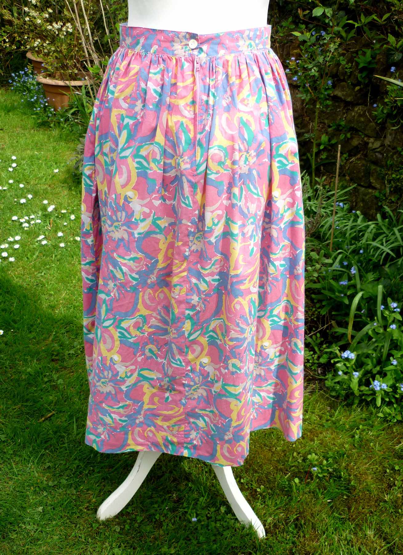 Pink Floral Skirt Bold 1980s Vintage Print LAURA ASHLEY 100% Cotton UK 12-14 Waist 28 - Image 2