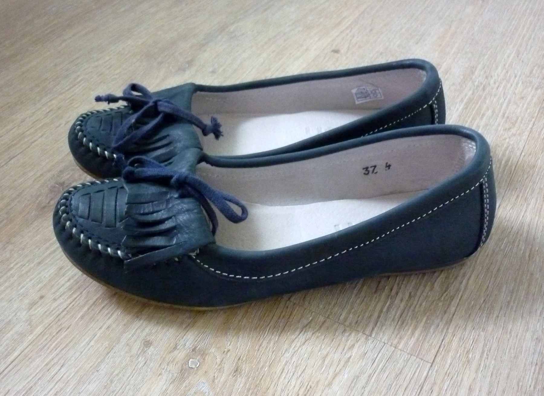 Navy Blue Leather Moccasin Flat Shoes by SCHUH Size 4 (37) Excellent Condition - Image 2