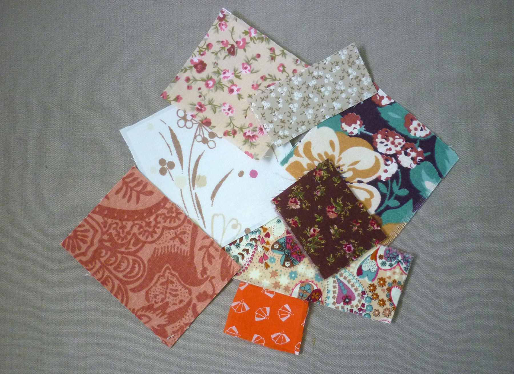 Vintage-Patch Iron & Sew Brown Shades Floral Cotton Fray Edge Patch Kit - Image 2