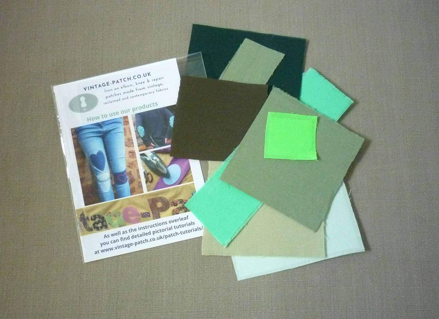 Vintage-Patch Iron & Sew Green Shades Plain Cotton Fray Edge Patch Kit