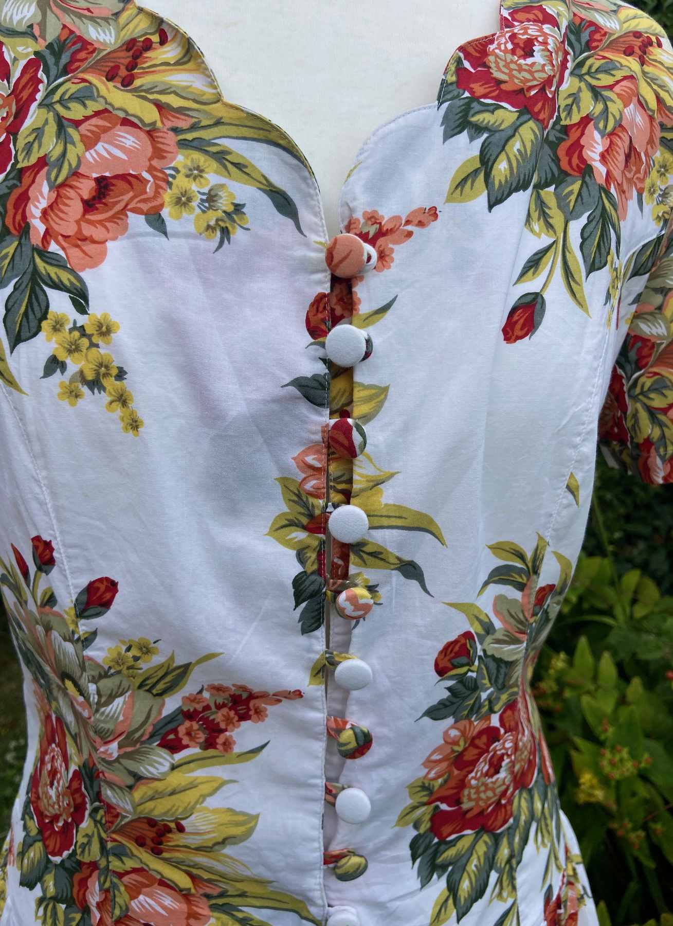 M&S VINTAGE Cream Red Floral Tea Dress Size UK 14 80s Button Front Cotton Summer - Image 3