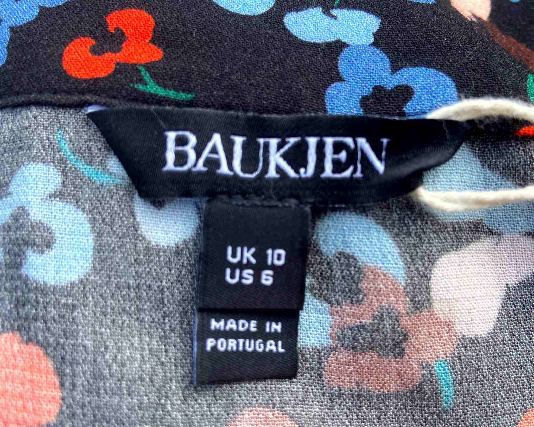 BAUKJEN Black Red Floral Midi Skirt fit and flare UK10 Elegant Sustainable All season - Image 5
