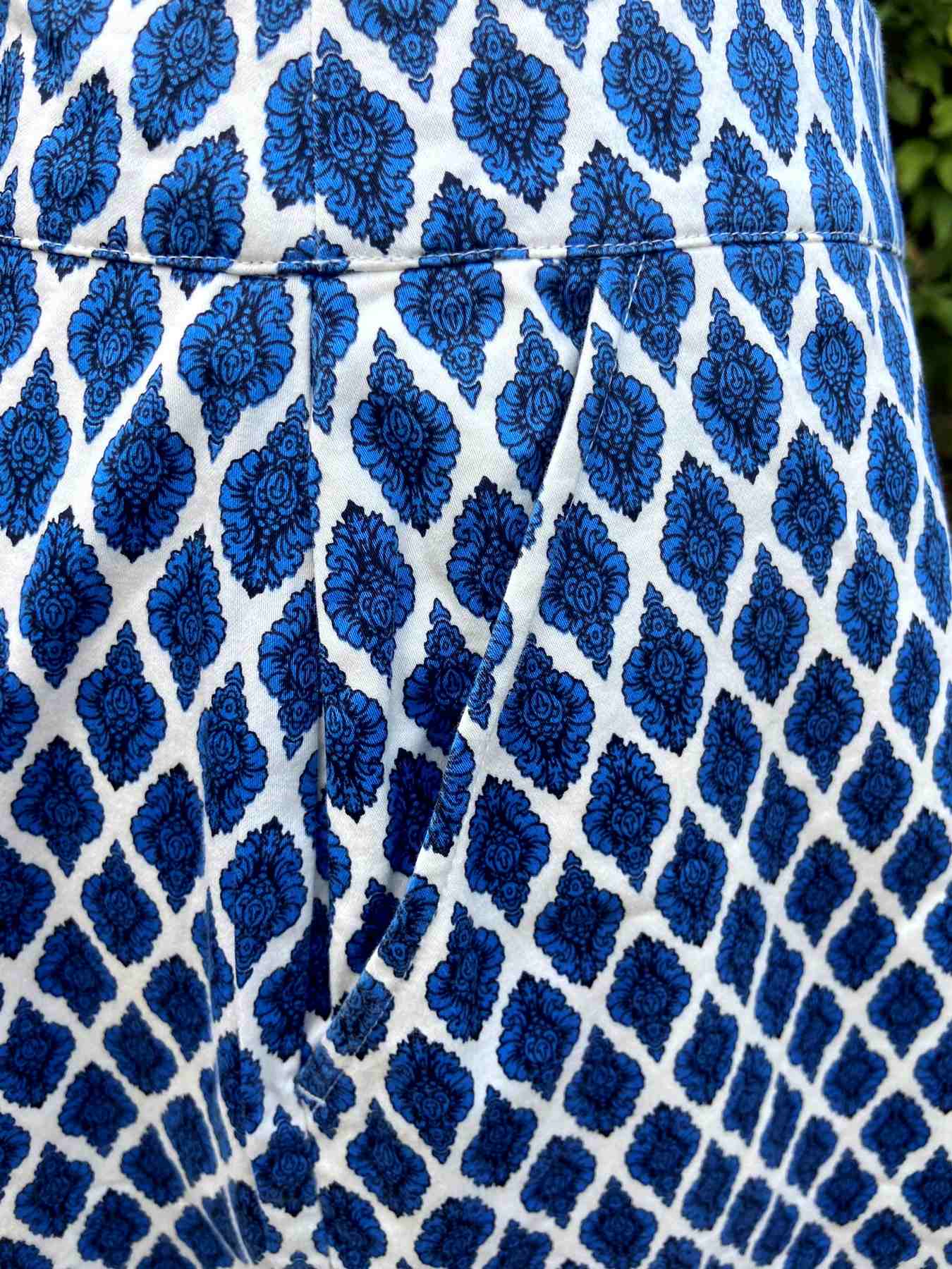 JOULES Blue Claris Damask Stretch Cotton Straight Skirt UK10 Lined Pockets Above Knee Length - Image 6