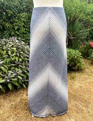 MAX STUDIO Blue White Stripe Maxi Skirt UK10-12 Elasticated Jersey All season