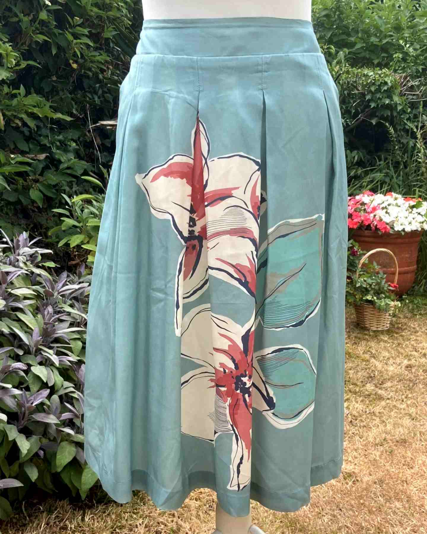 THOUGHT Green Lyocell Midi Skirt Size S UK10 Elastic Waist Pockets Pleats Floral Motif Sustainable