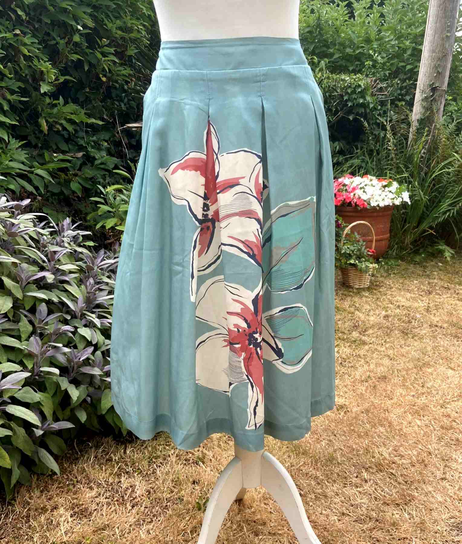 THOUGHT Green Lyocell Midi Skirt Size S UK10 Elastic Waist Pockets Pleats Floral Motif Sustainable - Image 2